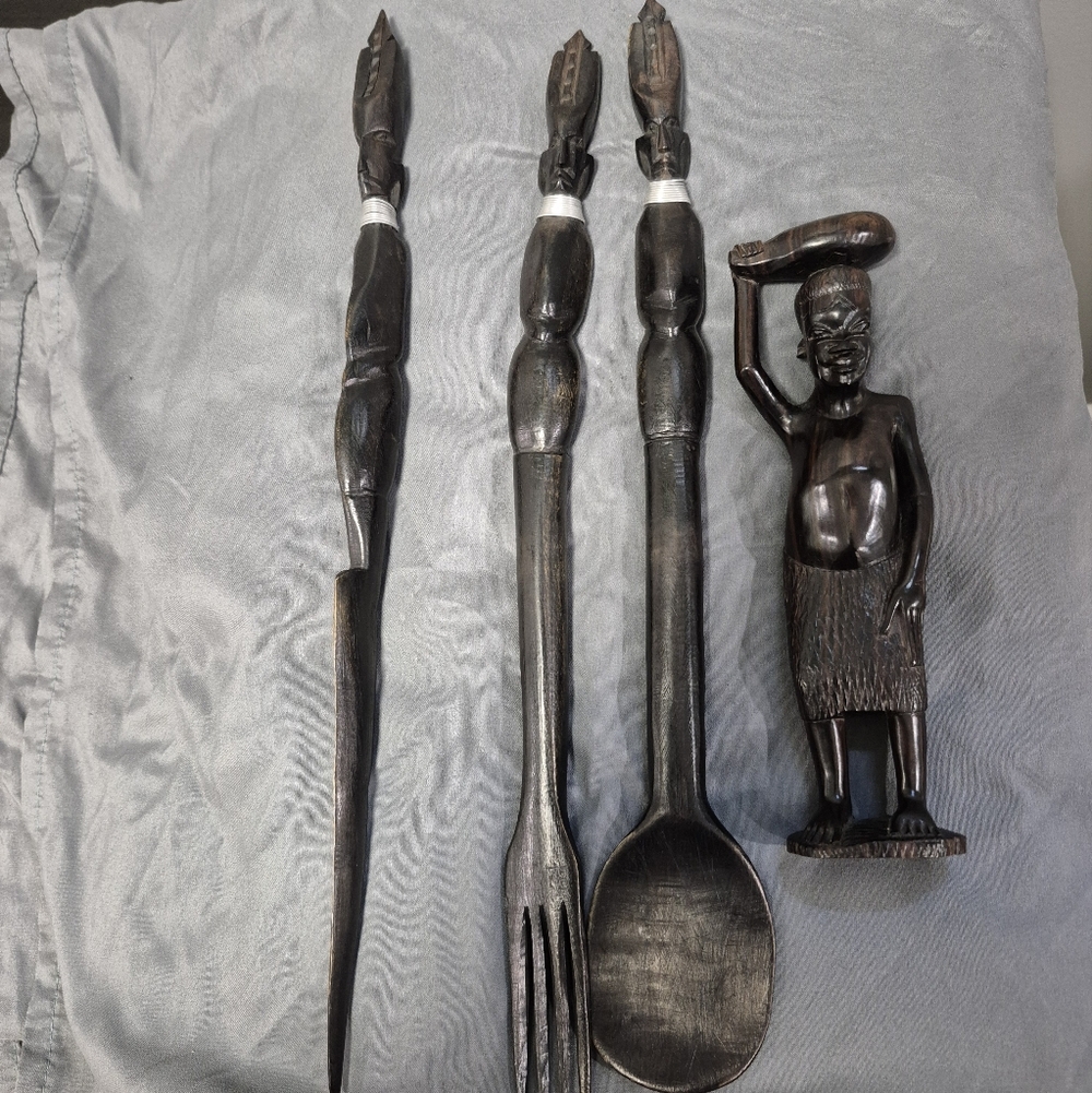 Handcrafted Wooden Sculpture & Utensils